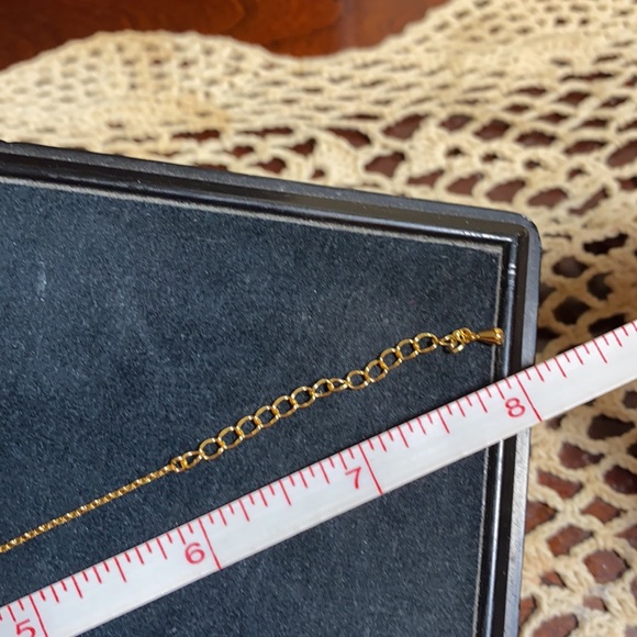 Gold Fashion CZ Heart Bracelet. NWT - Picture 7 of 7